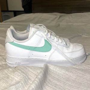 Nike Air Force 1, Seafoam Green, Womens size 7.5